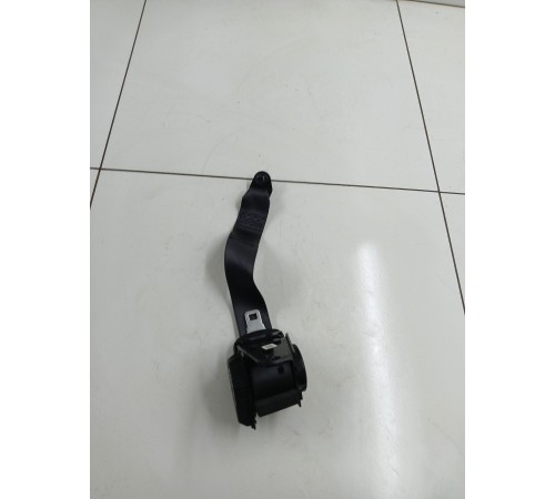 Ремень безопасности задний (центральный)