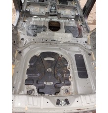 Ниша багажника (запасного колеса)