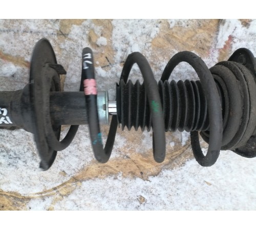 Амортизатор передний левый