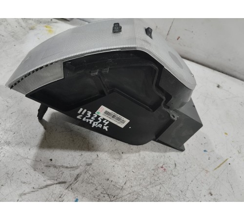 Фонарь освещения салона левый