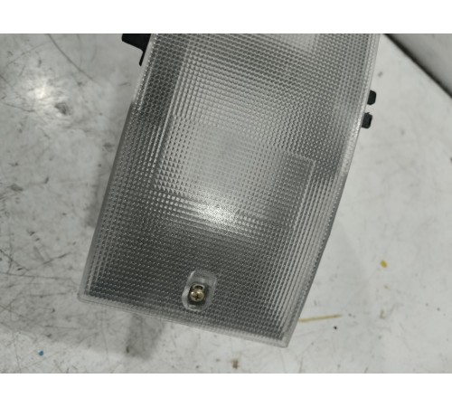 Фонарь освещения салона левый