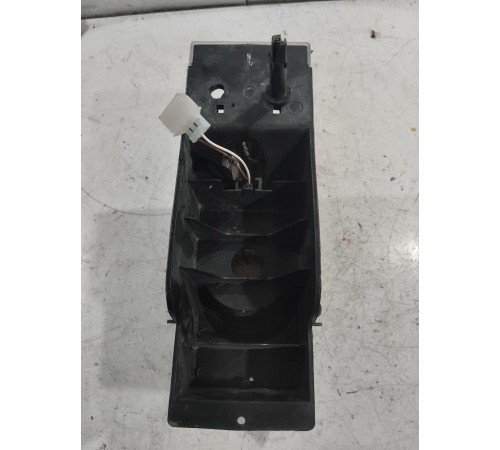 Фонарь освещения салона левый