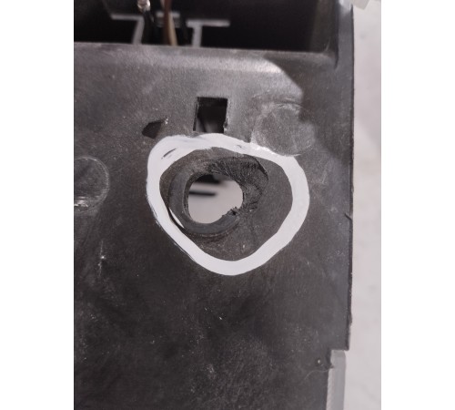 Фонарь освещения салона левый