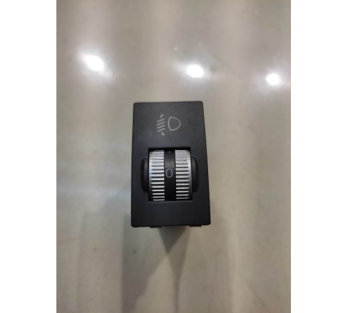 кнопка регулировки фар