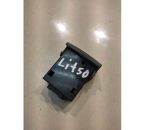 кнопка регулировки фар