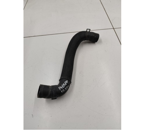 Патрубок системы охлаждения