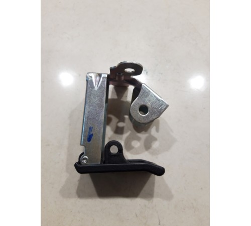 Ручка открывания капота