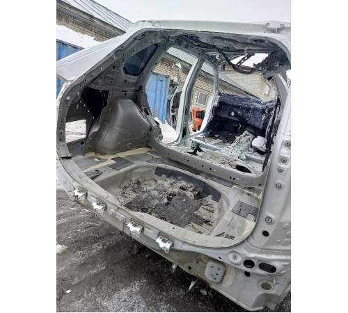 Панель задняя