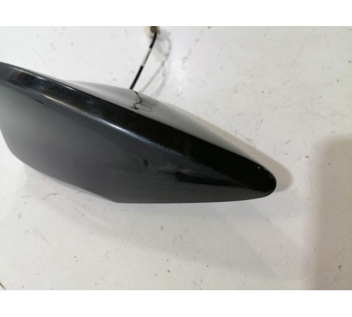 Антенна крыши плавник