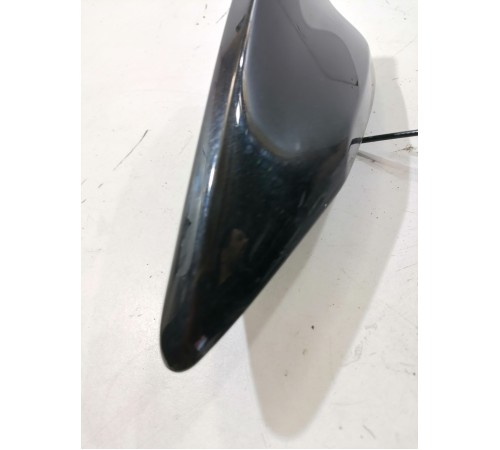 Антенна крыши плавник