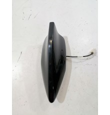 Антенна крыши плавник