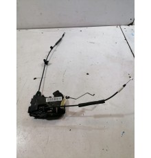 Замок двери передний левый