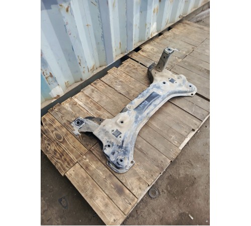 Балка подвески (подрамник) передняя