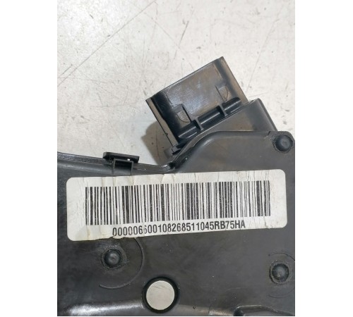 Замок двери передний левый