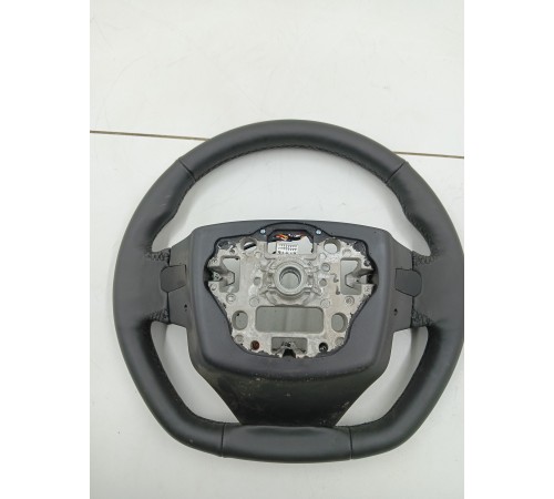 Рулевое колесо в сборе с многофункциональными кнопками