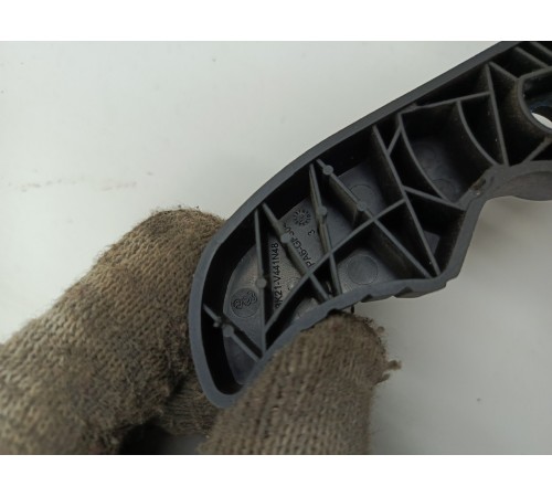 Ручка открывания двери