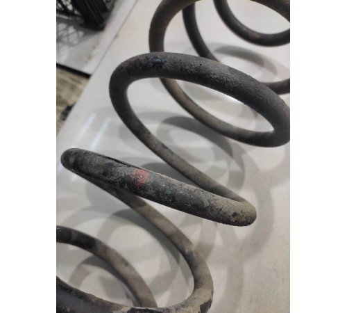 Пружина подвески(передняя правая)