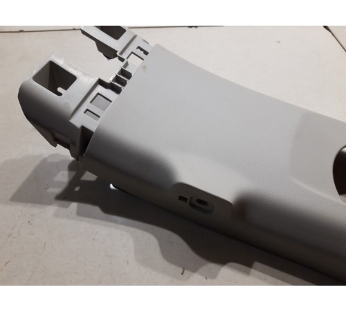 Обшивка центральной стойки(правая верхняя)