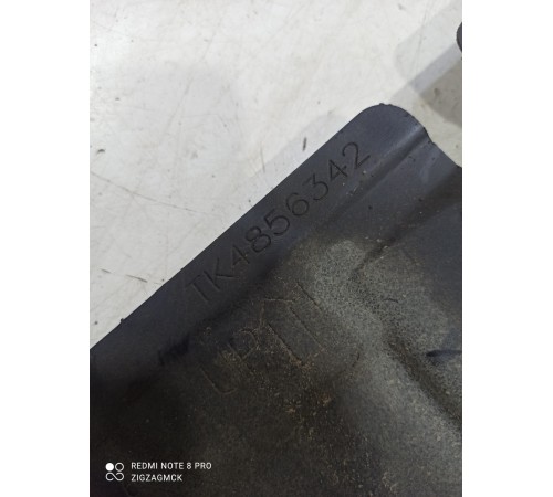 Защита (пыльник) двигателя левый