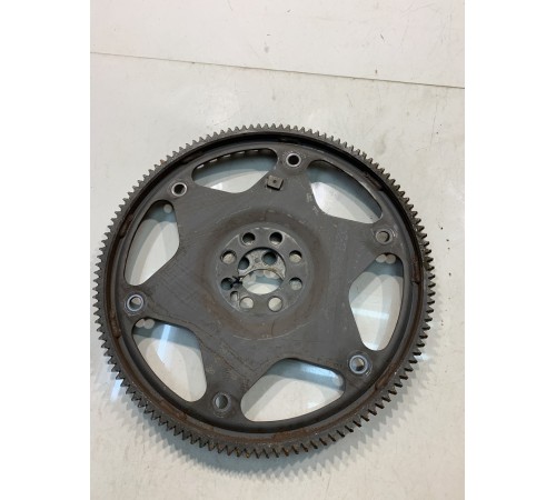 Маховик двигателя