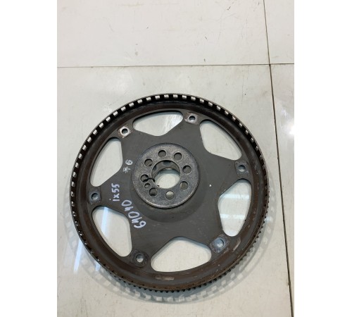 Маховик двигателя