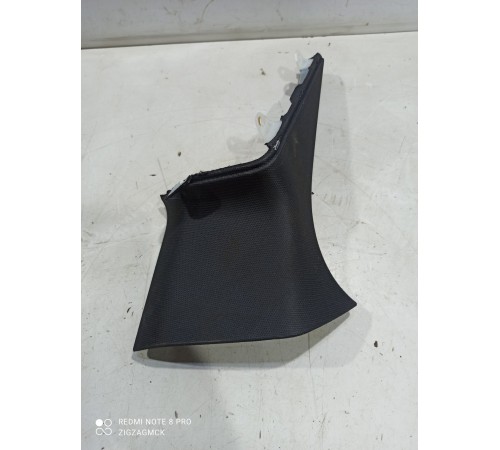 Обшивка задней стойки (левая)