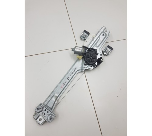 Стеклоподъемник двери задний левый