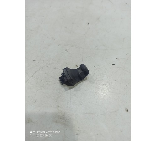 Фиксатор солнцезащитного козырька