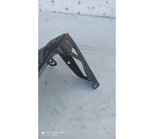 Площадка под аккумулятор (АКБ)