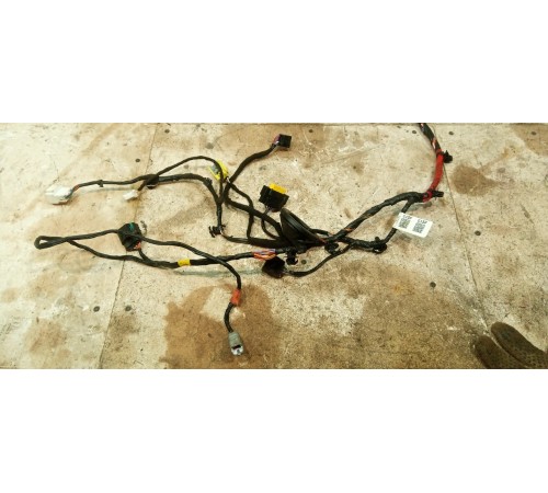 Электропроводка двери передней левой