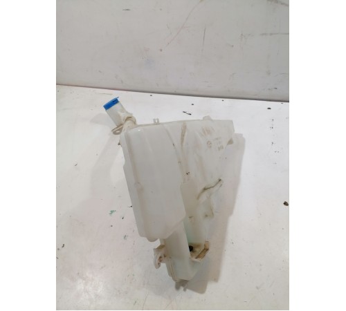 Бачок омывателя лобового стекла