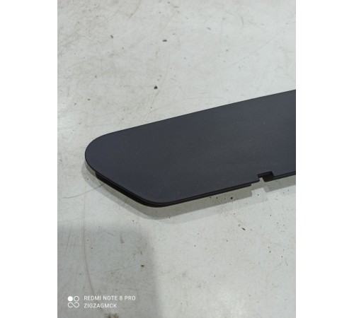 Накладка обшивки багажника