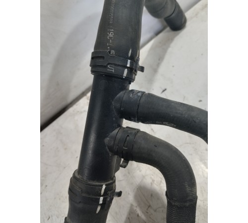 Патрубок охлаждения