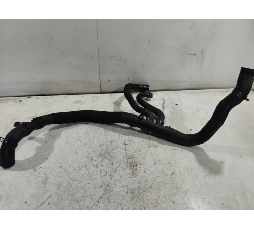 Патрубок охлаждения