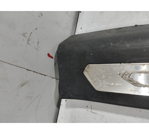 Накладка порога (передняя левая)