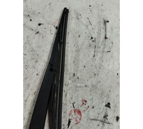 Поводок крышки багажника