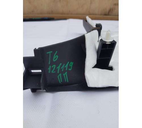 Накладка порога передняя правая верхняя