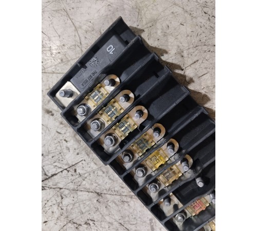 Блок предохранителей