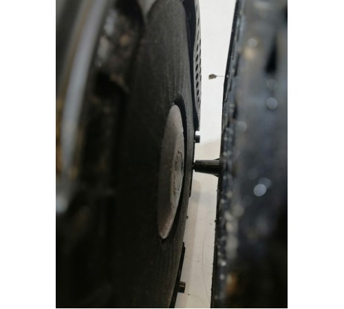 Динамик низкочастотный левый