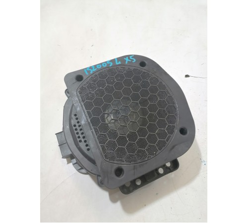 Динамик низкочастотный левый