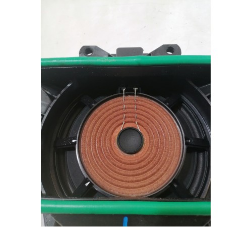 Динамик низкочастотный левый