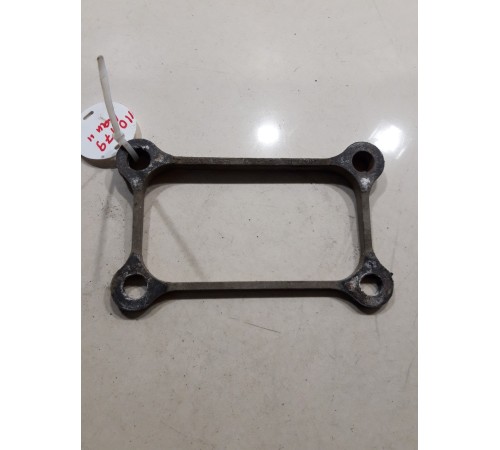 Проставка кронштейна топливного бака