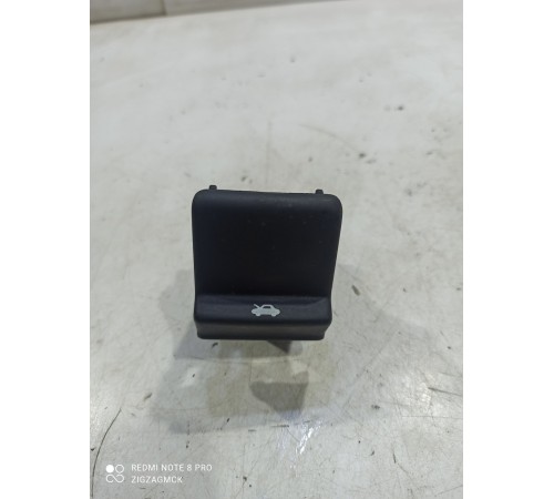 Ручка открывания капота