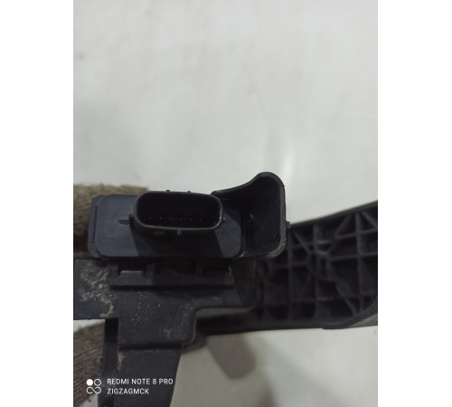 Педаль газа