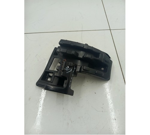 Кронштейн заднего бампера правый