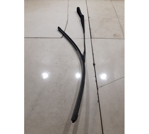 Поводок стеклоочистителя(левый)