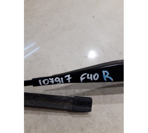 Поводок стеклоочистителя(левый)