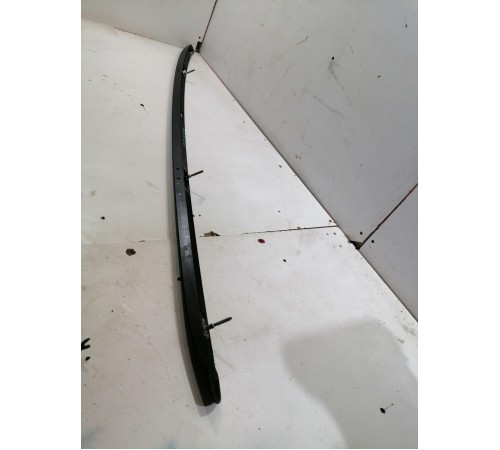 Рейлинг крыши (левый)