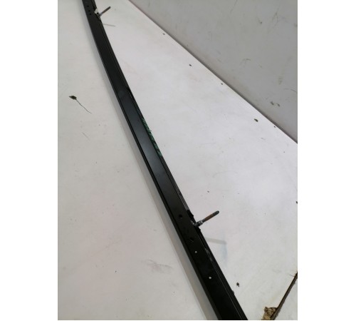 Рейлинг крыши (левый)