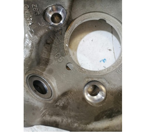 Кулак поворотный передний правый